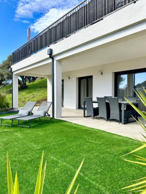 Bas de villa avec jardin idéalement situé entre Ajaccio et Porticcio
